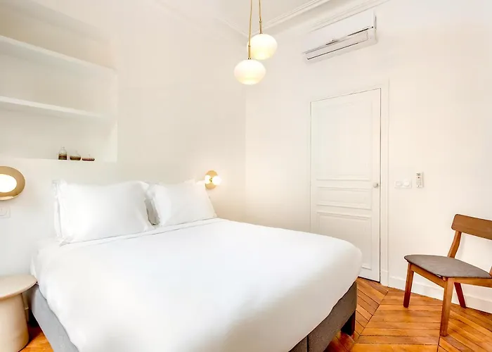 דירה Habitat Parisien - 2br-2ba - Ac - Balcony - Opera פריז
